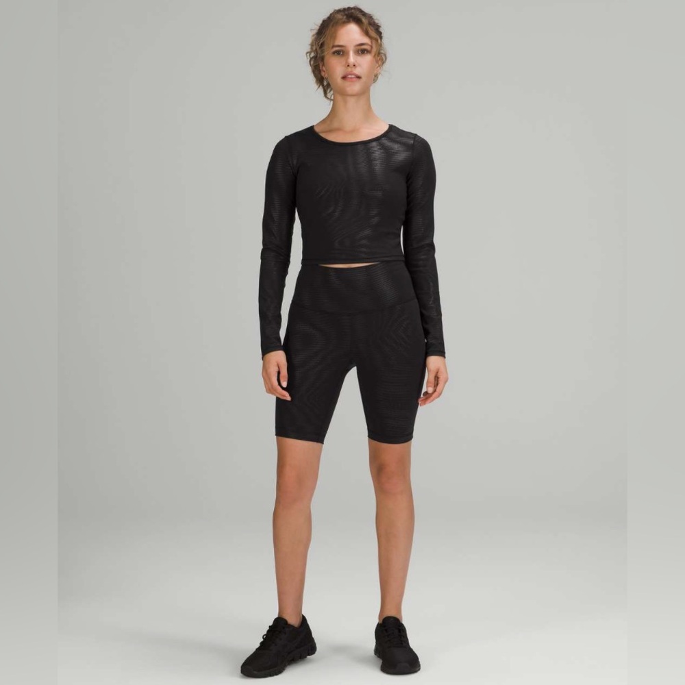 Lululemon Wunder Train Cropped Long Sleeve Shirt *Foil, Black, size 4